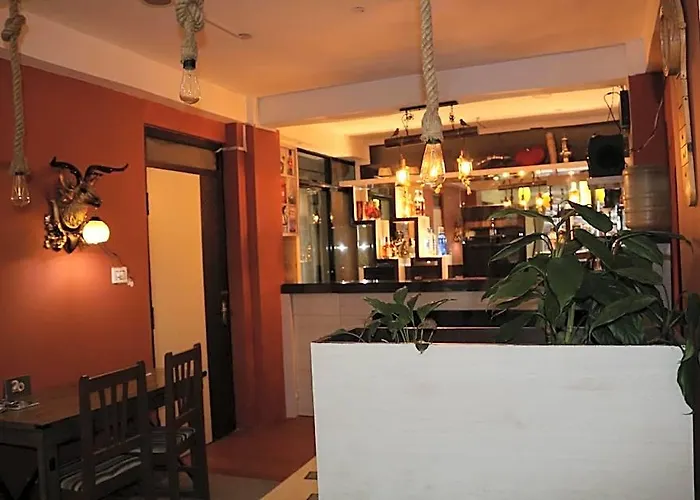 Hotel Urban And 2*