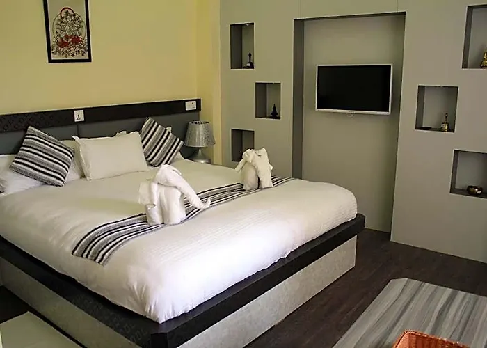 Hotel Urban And 2*